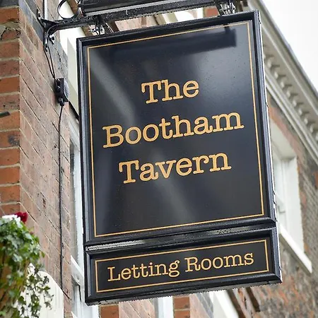 호텔 The Bootham Tavern - 4*
